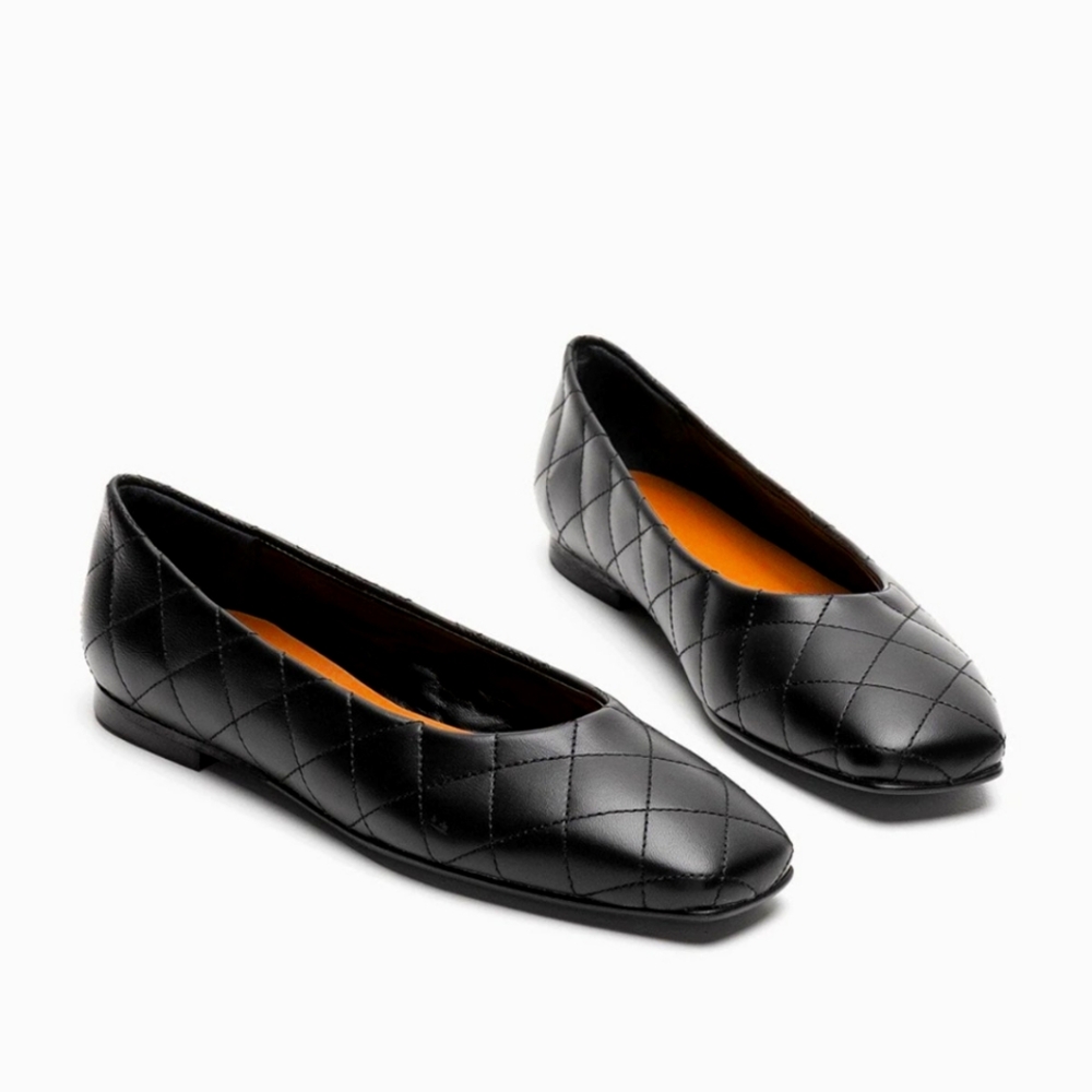 Flattered Nikki quilted flats
